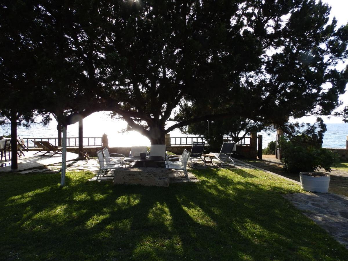 Genari Beach Apartments Levendokhórion 外观 照片
