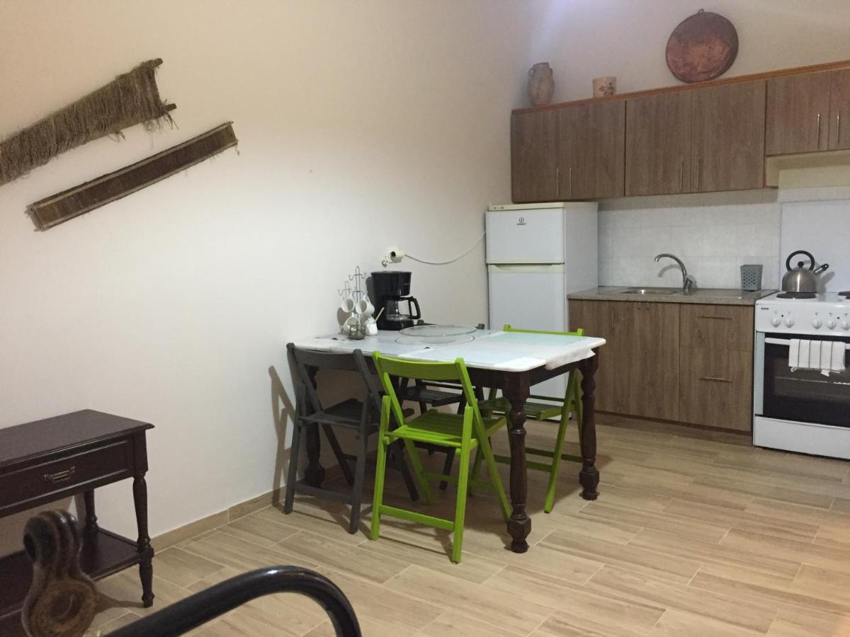 Genari Beach Apartments Levendokhórion 外观 照片