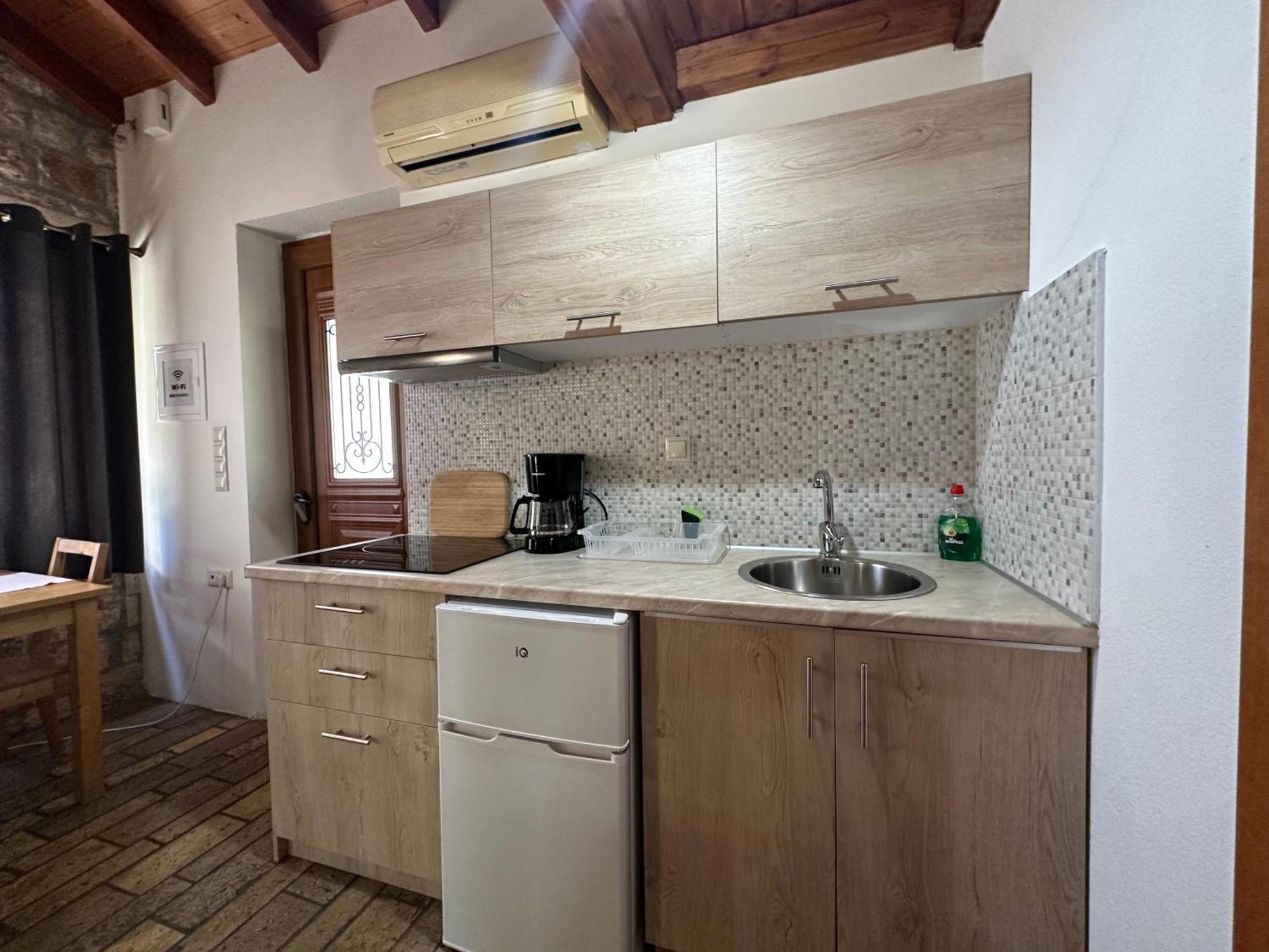 Genari Beach Apartments Levendokhórion 外观 照片